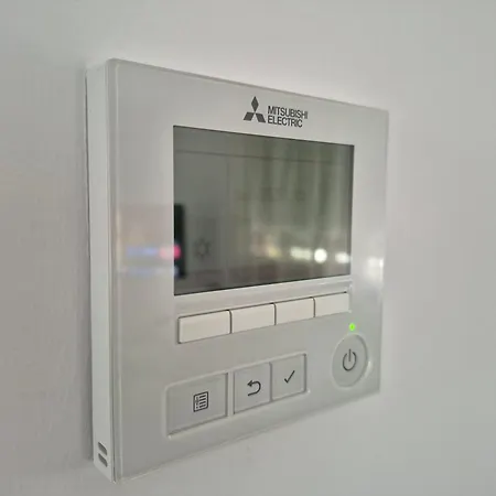 Hello Roger * Олива