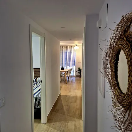 Апартаменты Hello Roger